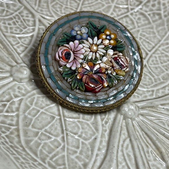 Vintage Italian, Micro Mosaic Floral Brooch. Handcrafted Millefiori Pin, Italy - Picture 5 of 6